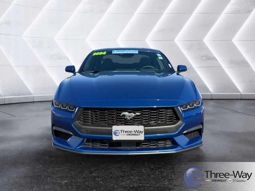 Used 2024 Ford Mustang Coupe image 8