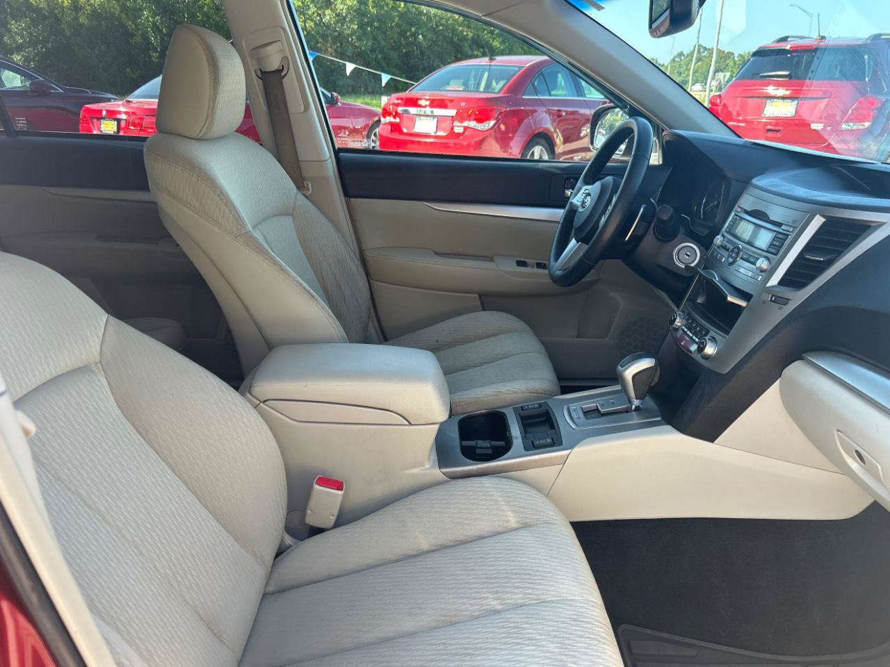 Used 2011 Subaru Outback 2.5i Premium AWD/4WD image 25