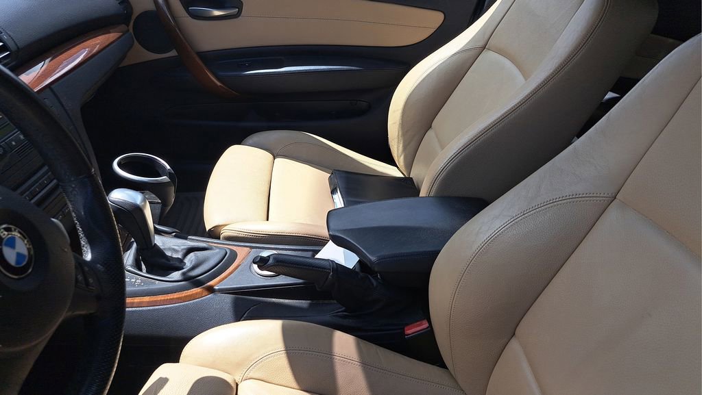 Used 2008 BMW 135i Convertible image 5