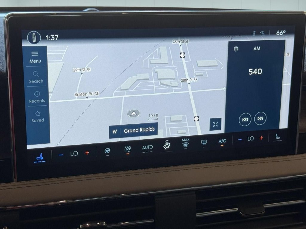 Certified 2024 Lincoln Corsair Reserve w/ Equipment Group 201A AWD/4WD image 25