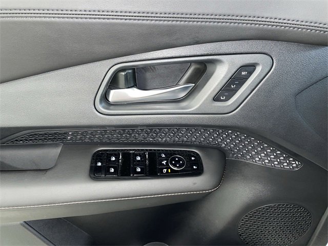 Certified 2024 Nissan Ariya AWD image 24