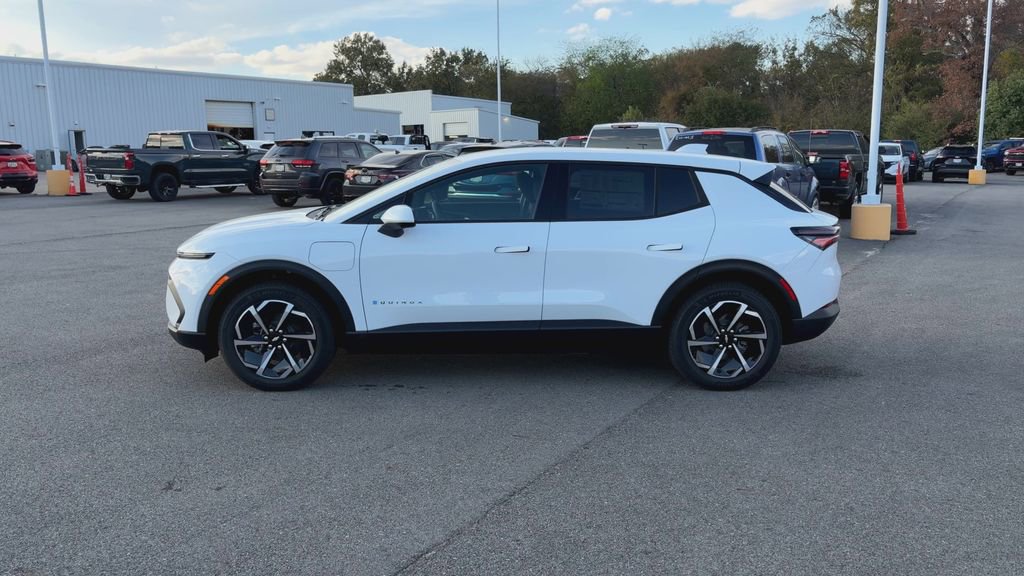 New 2026 Chevrolet Equinox EV LT image 5