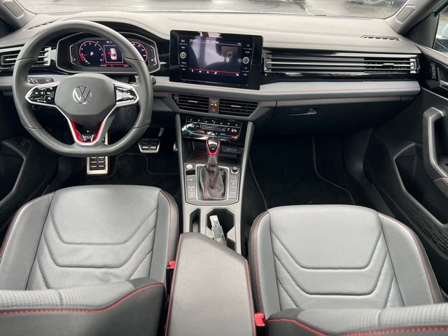 Used 2025 Volkswagen Jetta GLI Autobahn image 10