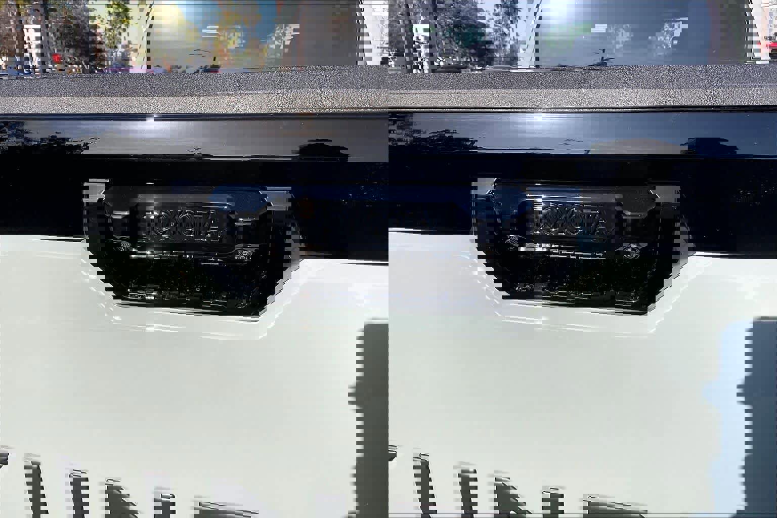 New 2026 Toyota Tundra Platinum image 15