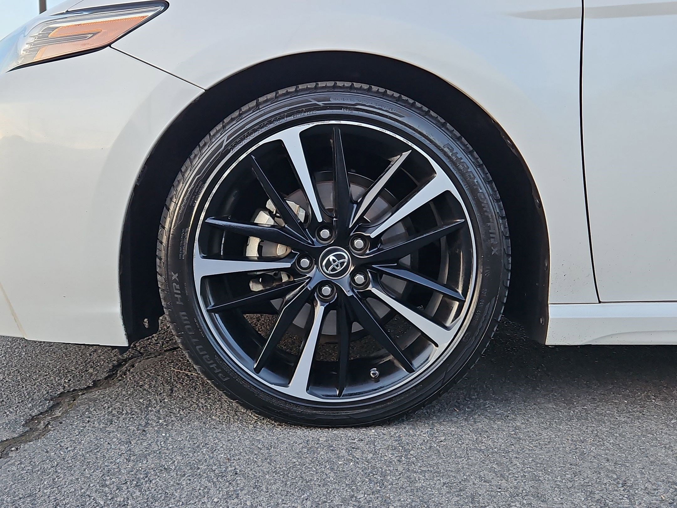 Used 2019 Toyota Camry XSE w/ Driver Assist Package image 13