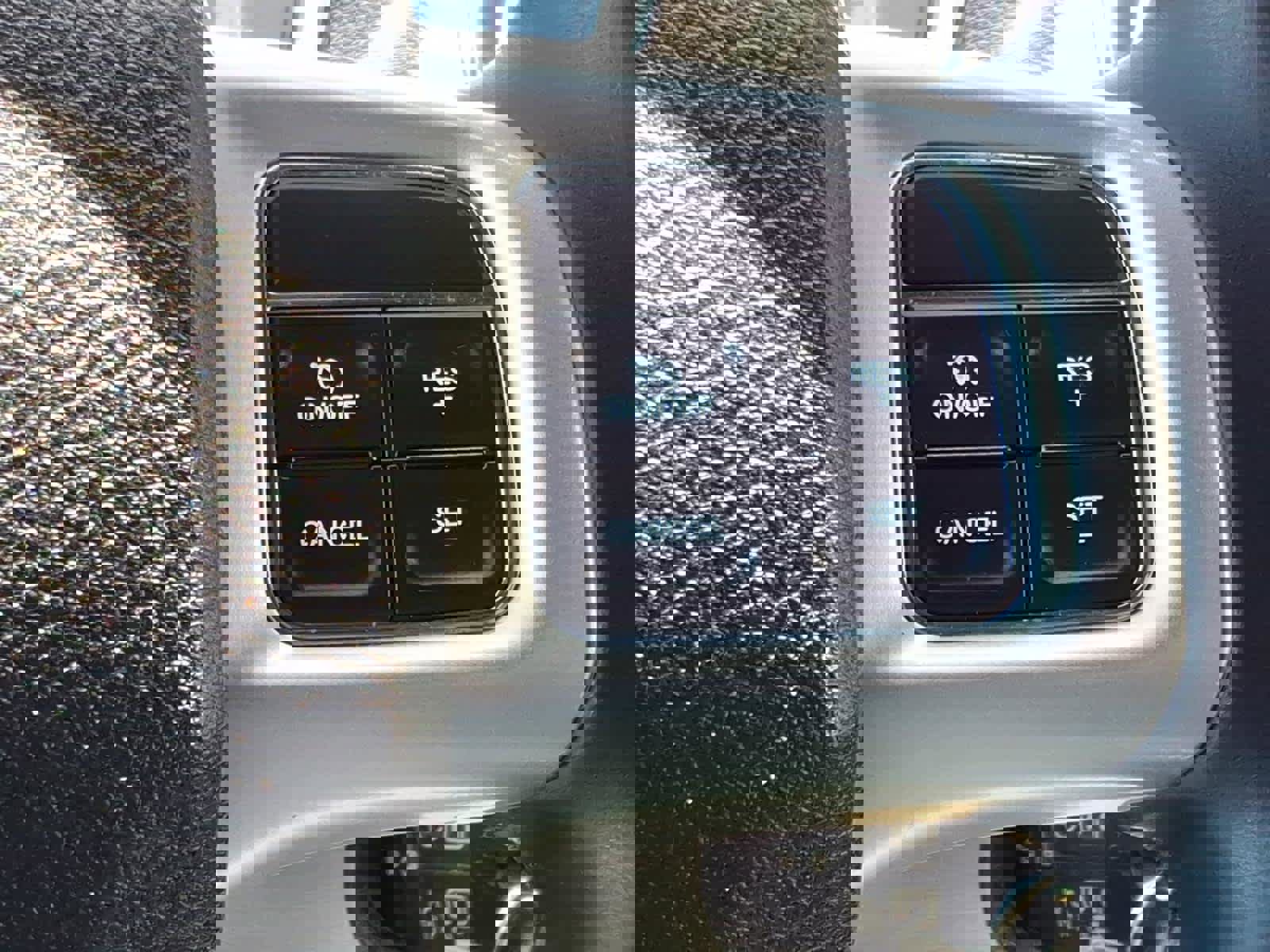 Used 2016 Dodge Grand Caravan R/T image 16