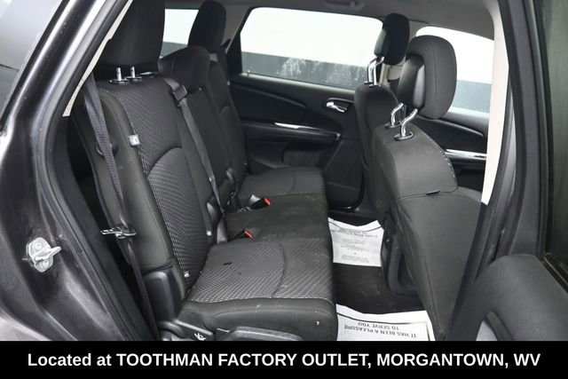 Used 2019 Dodge Journey SE FWD image 7