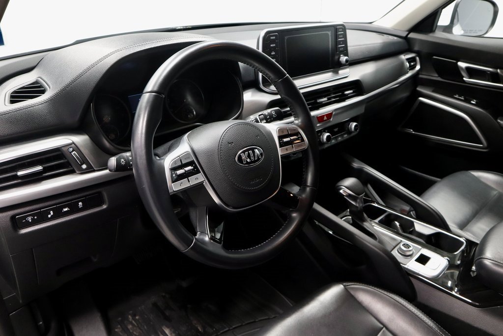 Used 2020 Kia Telluride LX image 25