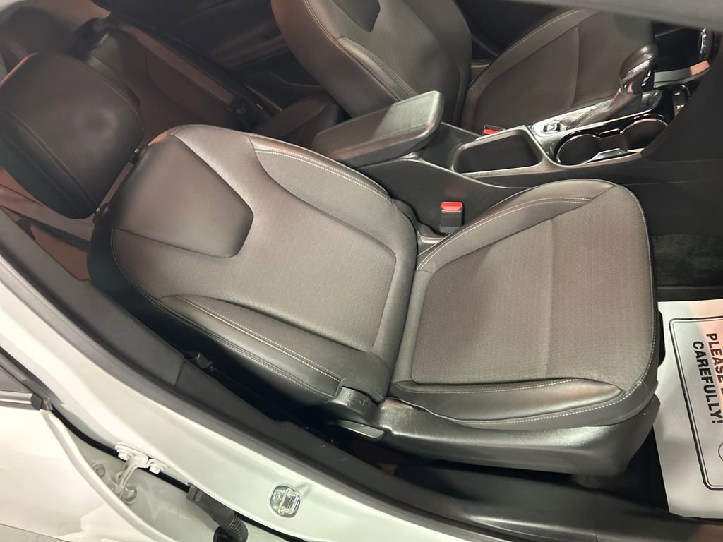Used 2023 Buick Encore GX Preferred w/ Cold Weather Comfort Package image 25