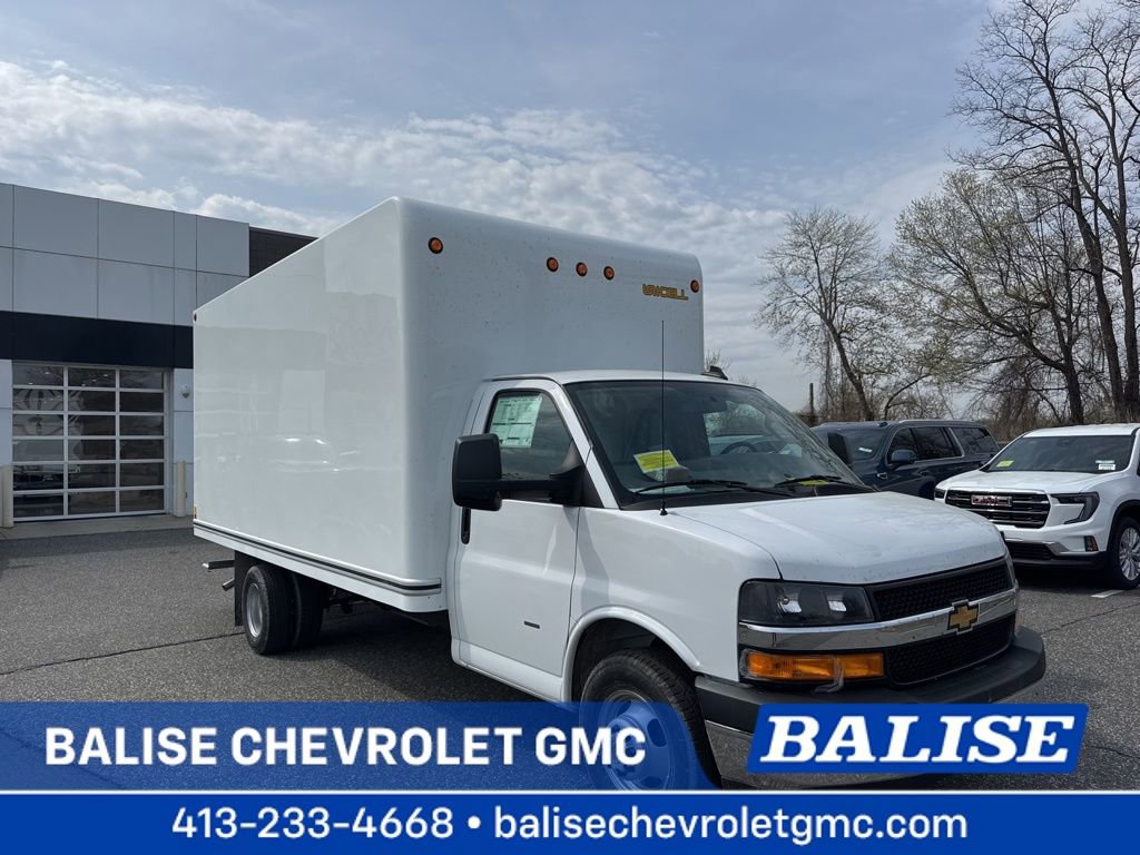New 2025 Chevrolet Express 3500 w/ Power Convenience Package