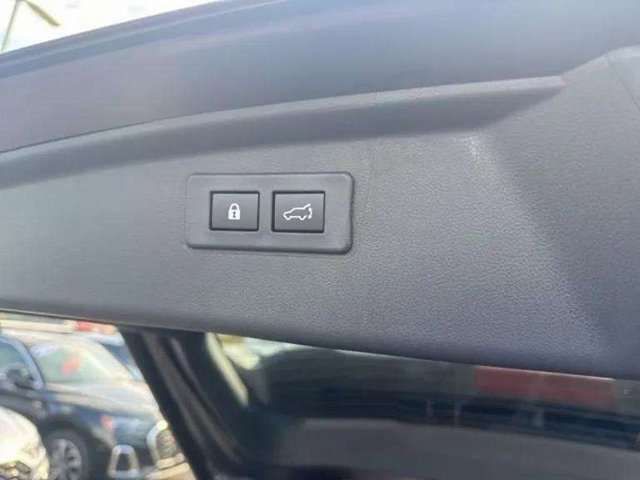 Used 2025 Subaru Outback Limited image 28