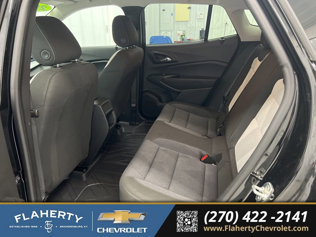 Used 2024 Chevrolet Trax LS w/ LS Convenience Package image 11