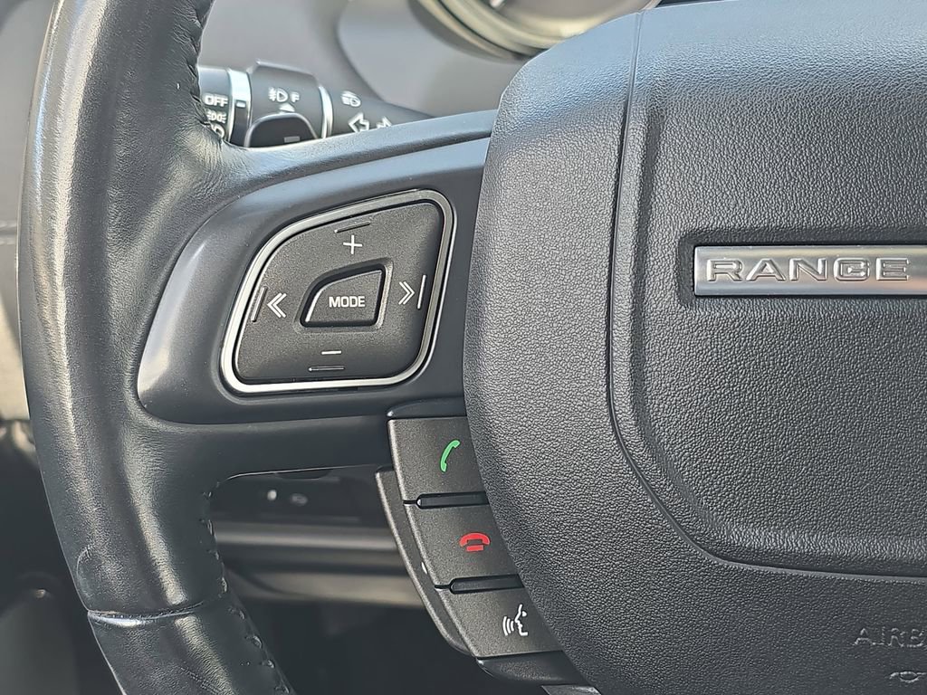 Used 2016 Land Rover Range Rover Evoque SE Premium image 20