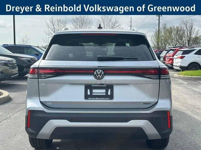 New 2026 Volkswagen Tiguan SE image 6