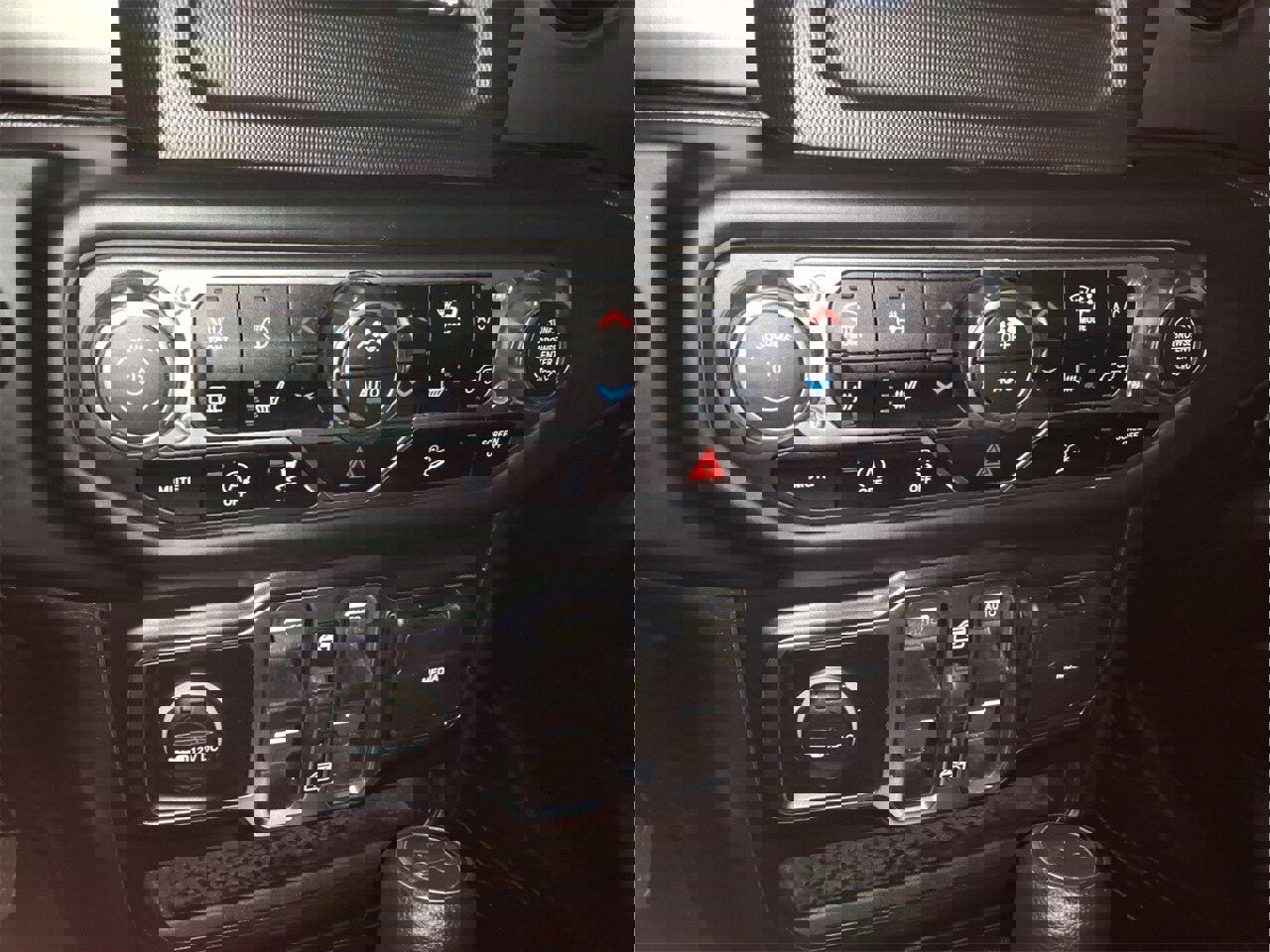 Used 2019 Jeep Wrangler Unlimited Sport S image 7