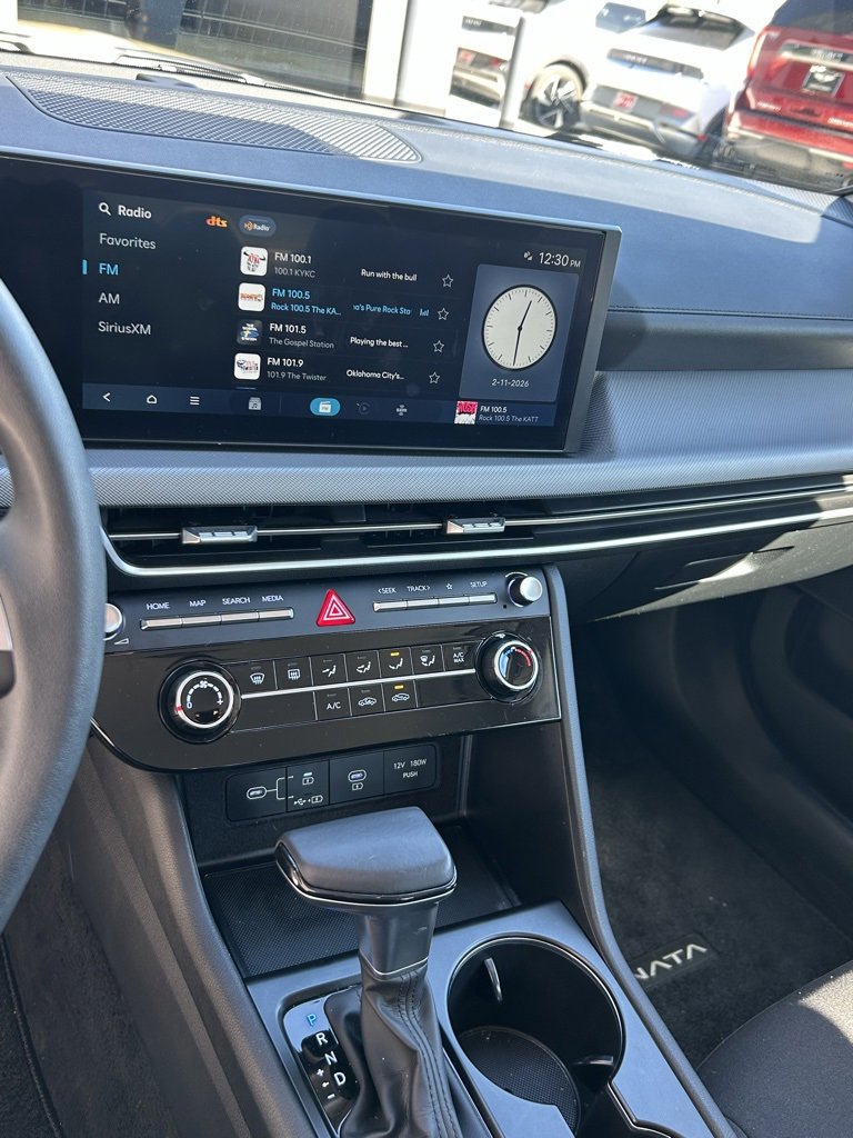 Used 2025 Hyundai Sonata SE image 13