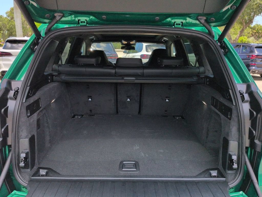 New 2026 BMW X5 M Competition w/ Executive Package AWD/4WD image 13