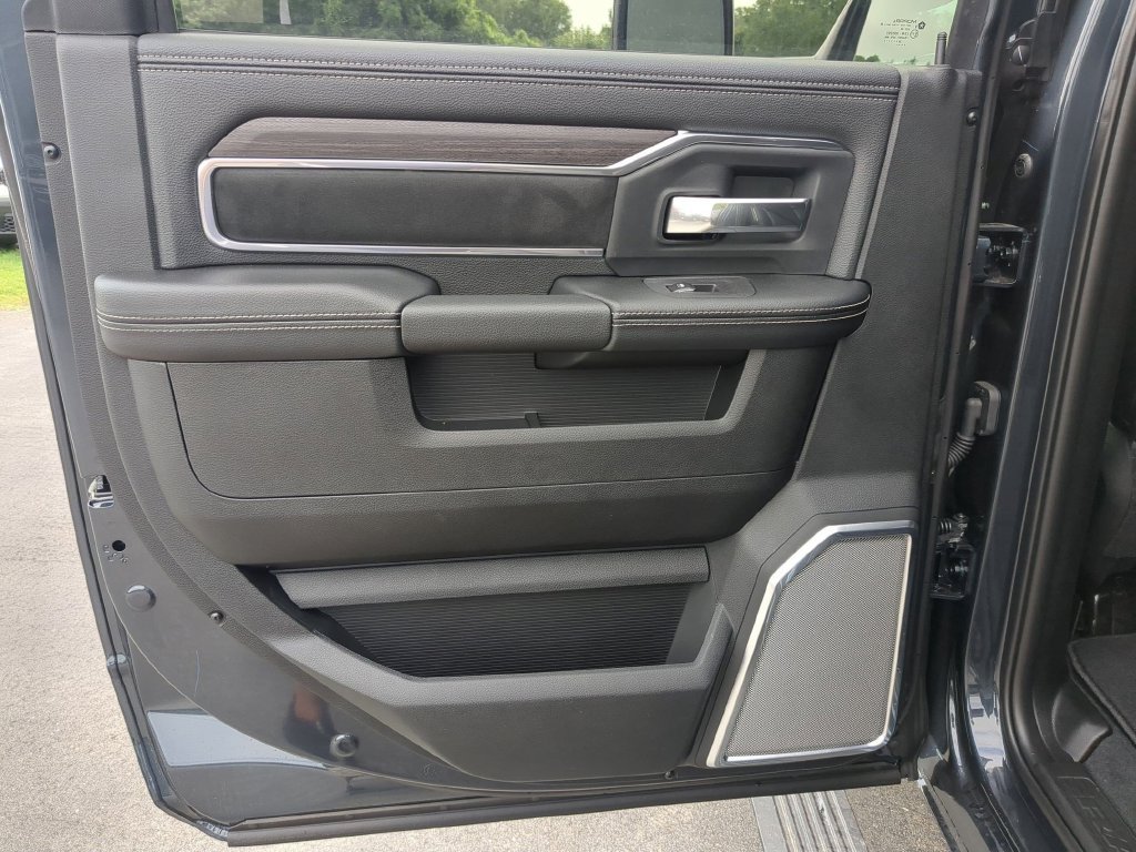 New 2026 RAM 2500 Laramie w/ Night Edition AWD/4WD image 29