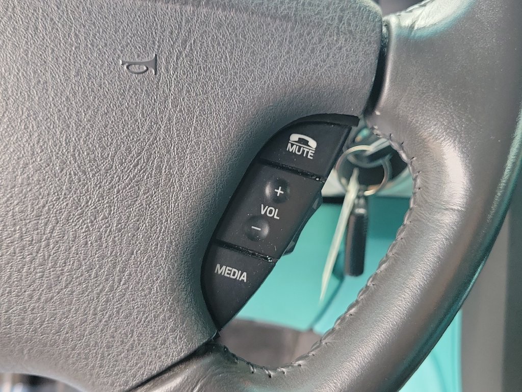Used 2002 Ford Thunderbird RWD image 31