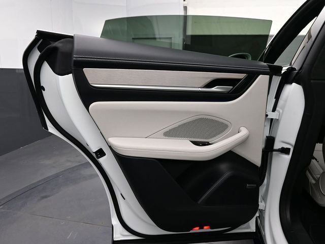 New 2026 Porsche Macan Turbo Electric image 13