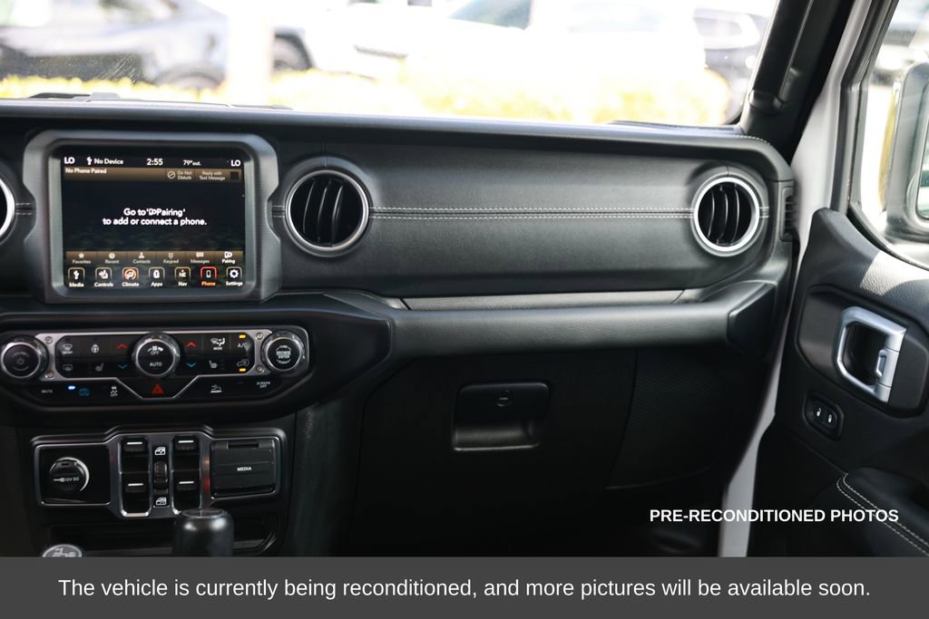 Used 2023 Jeep Wrangler Unlimited Sahara w/ Cold Weather Group image 32