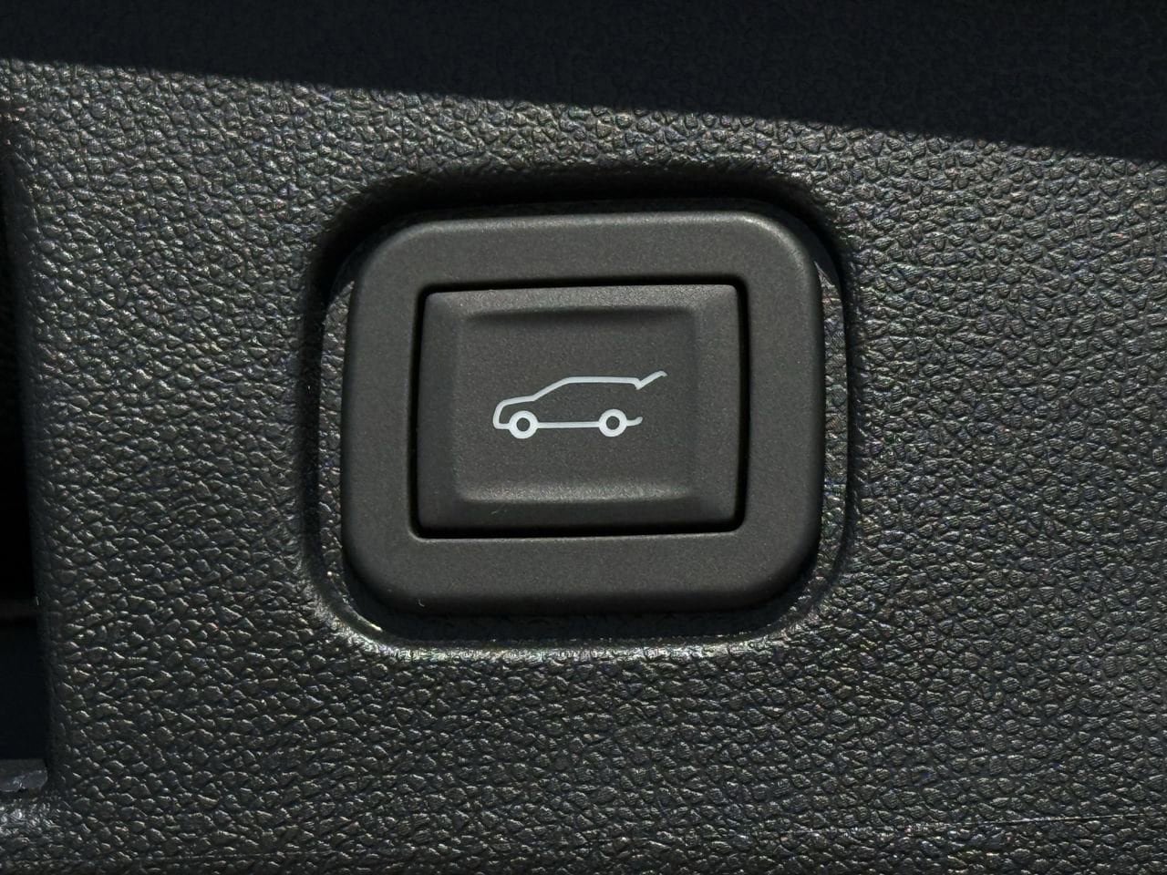 New 2026 Chevrolet Blazer EV LT w/ Super Cruise Package FWD image 29