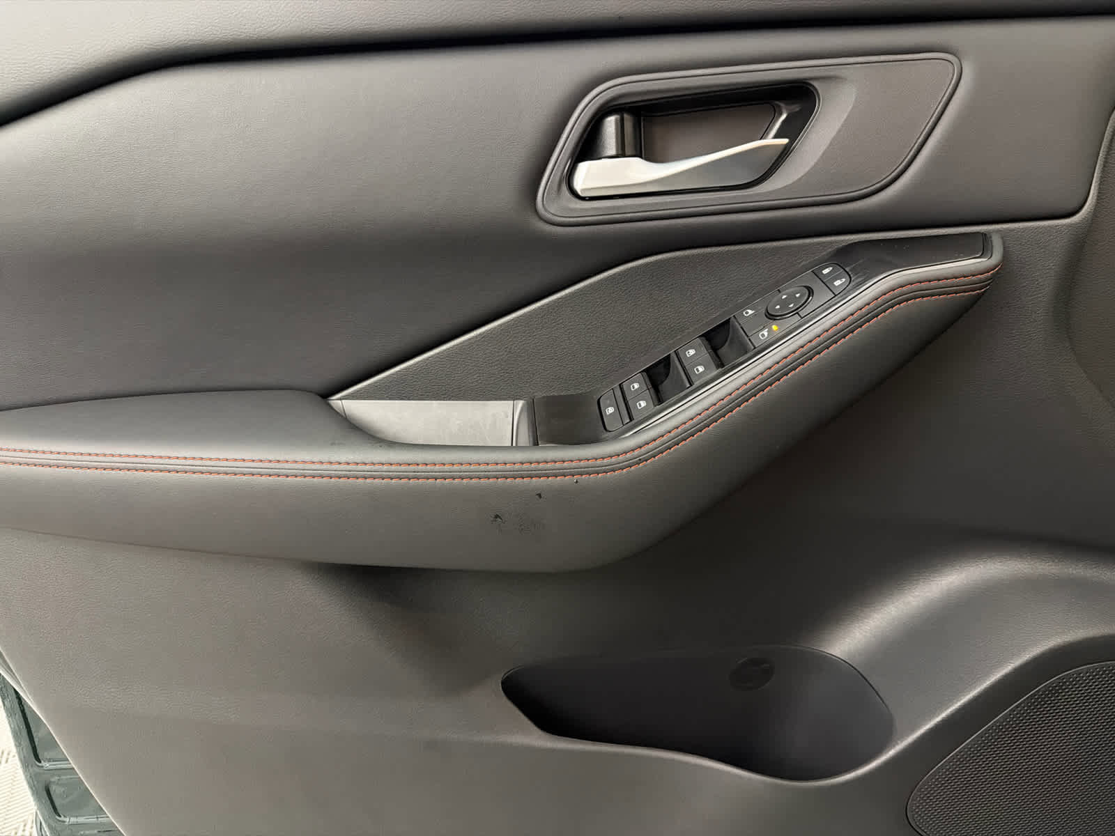 New 2026 Nissan Rogue SV image 23