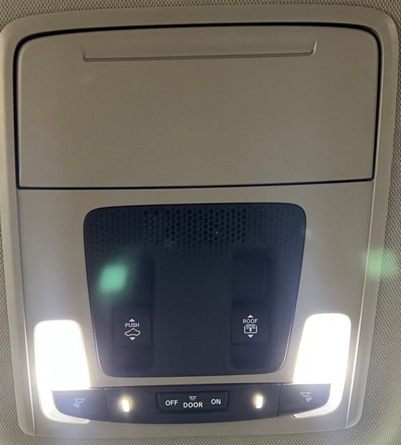 Used 2025 Honda Pilot Touring image 35