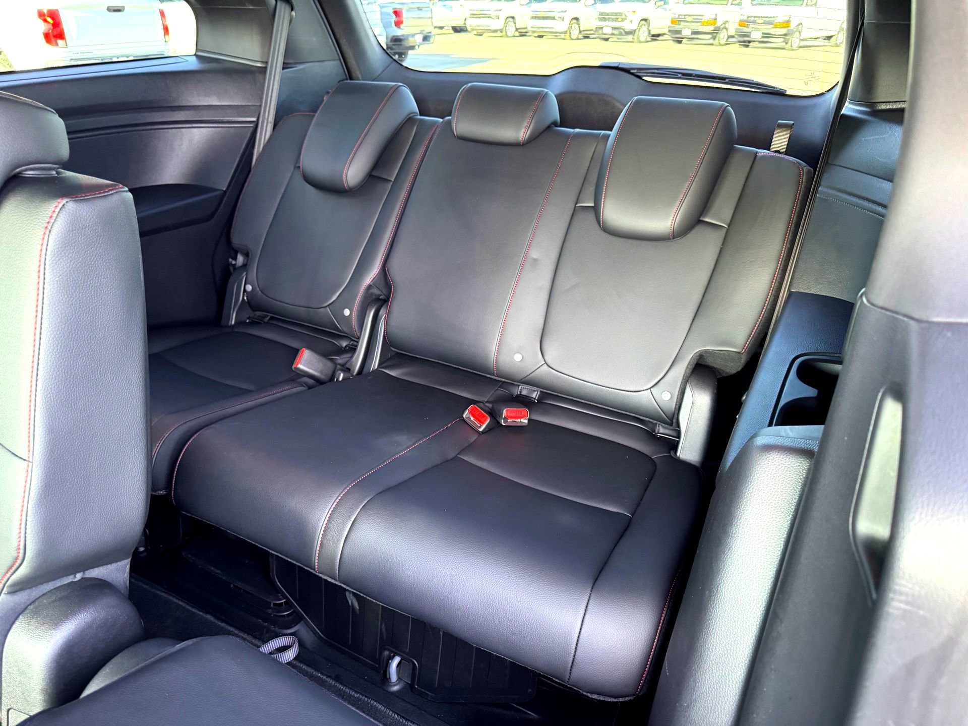 Used 2025 Honda Odyssey Sport-L image 17