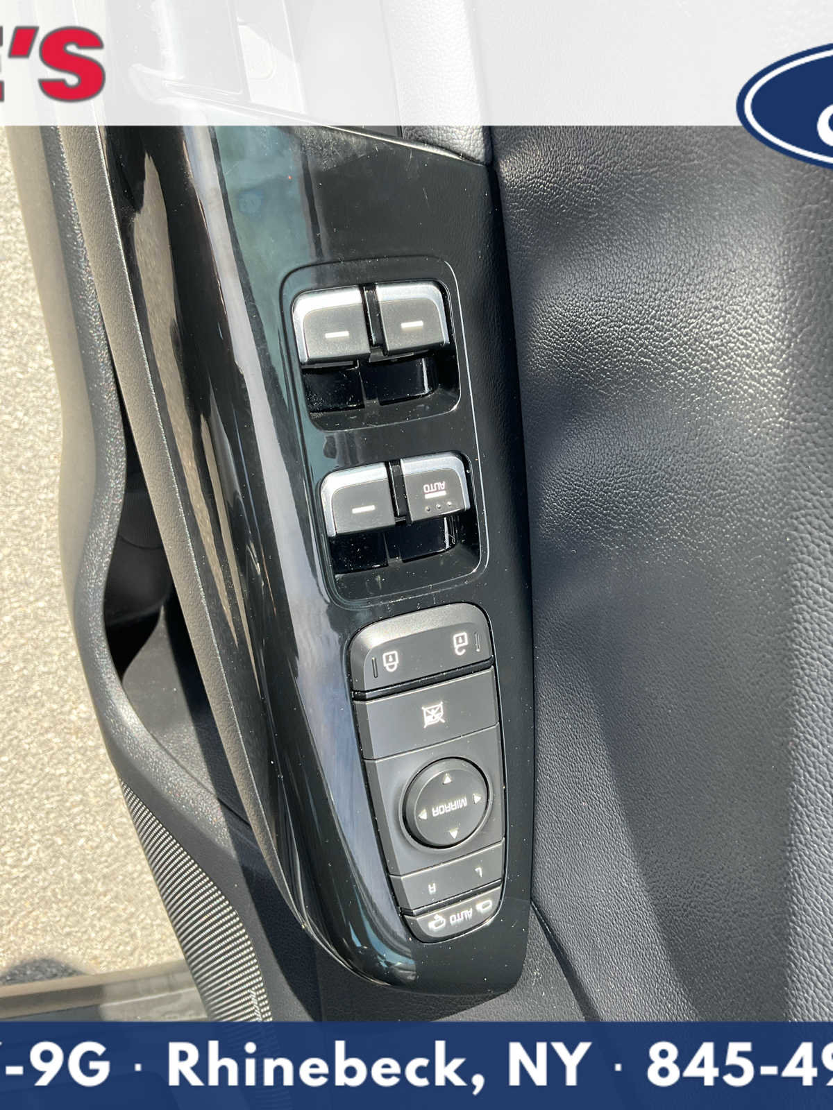 Used 2020 Kia Sportage EX w/ Option Group 15 image 17