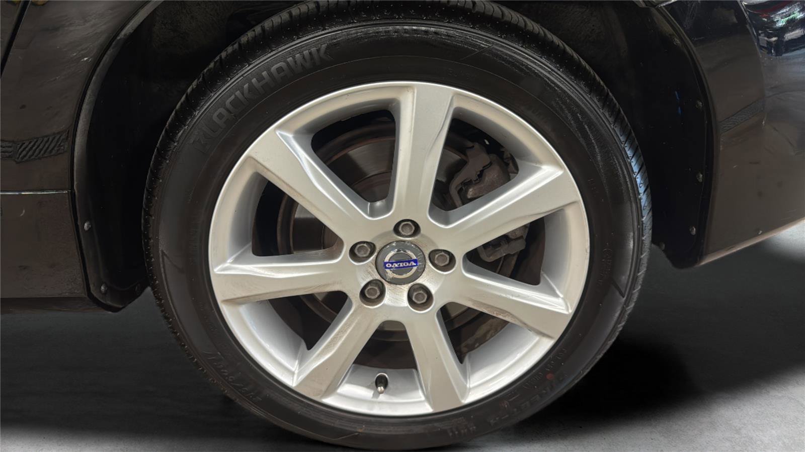 Used 2017 Volvo V60 T5 Premier w/ Convenience Package FWD image 25