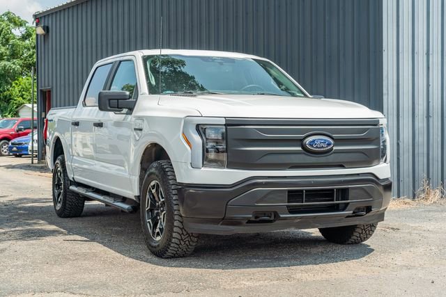 Used 2022 Ford F150 Lightning Pro image 8