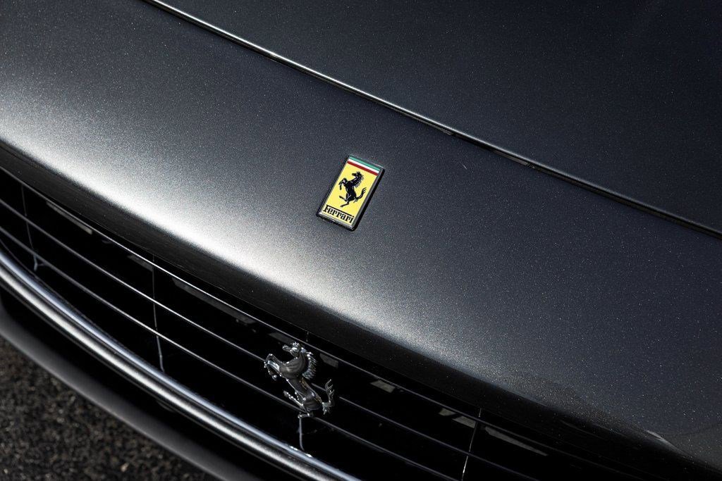 Used 2010 Ferrari California image 14