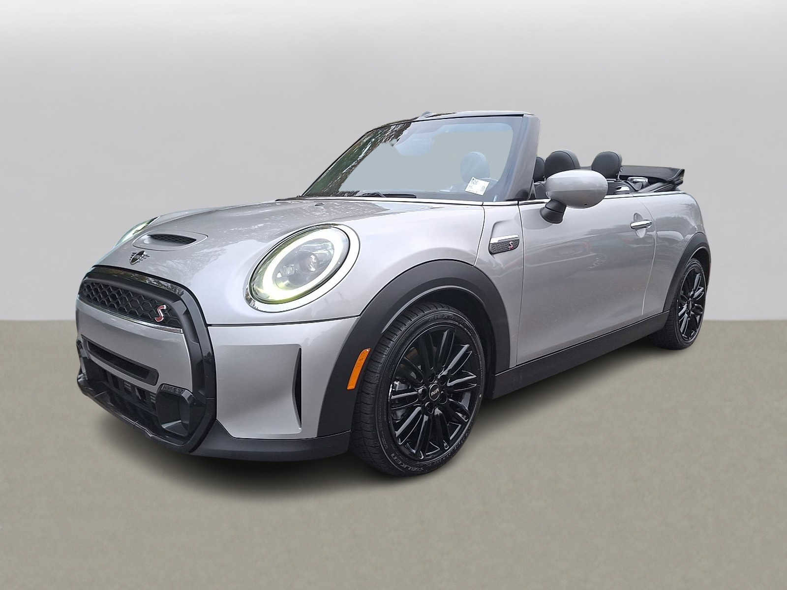 Used 2024 MINI Cooper S image 1