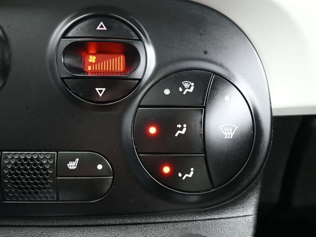 Used 2013 FIAT 500 Gucci image 24