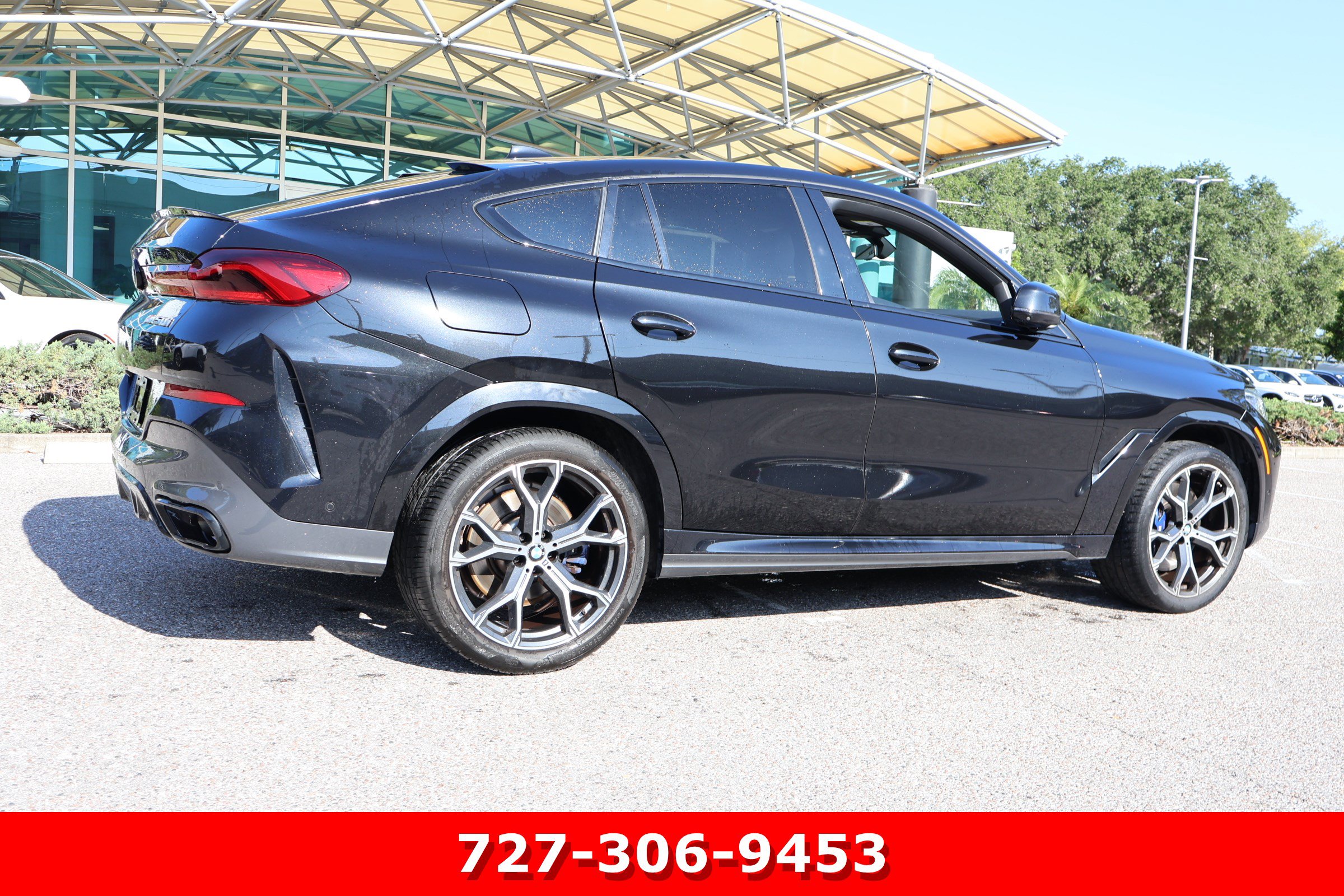 Used 2021 BMW X6 M50i w/ Executive Package AWD/4WD image 8