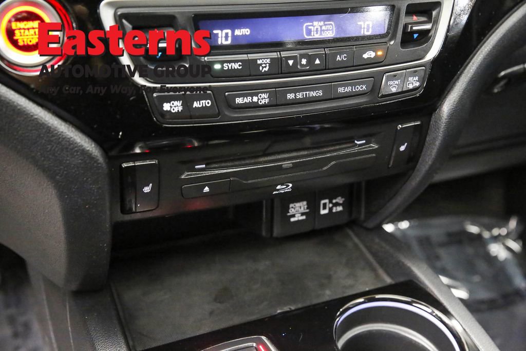 Used 2021 Honda Pilot Touring image 19