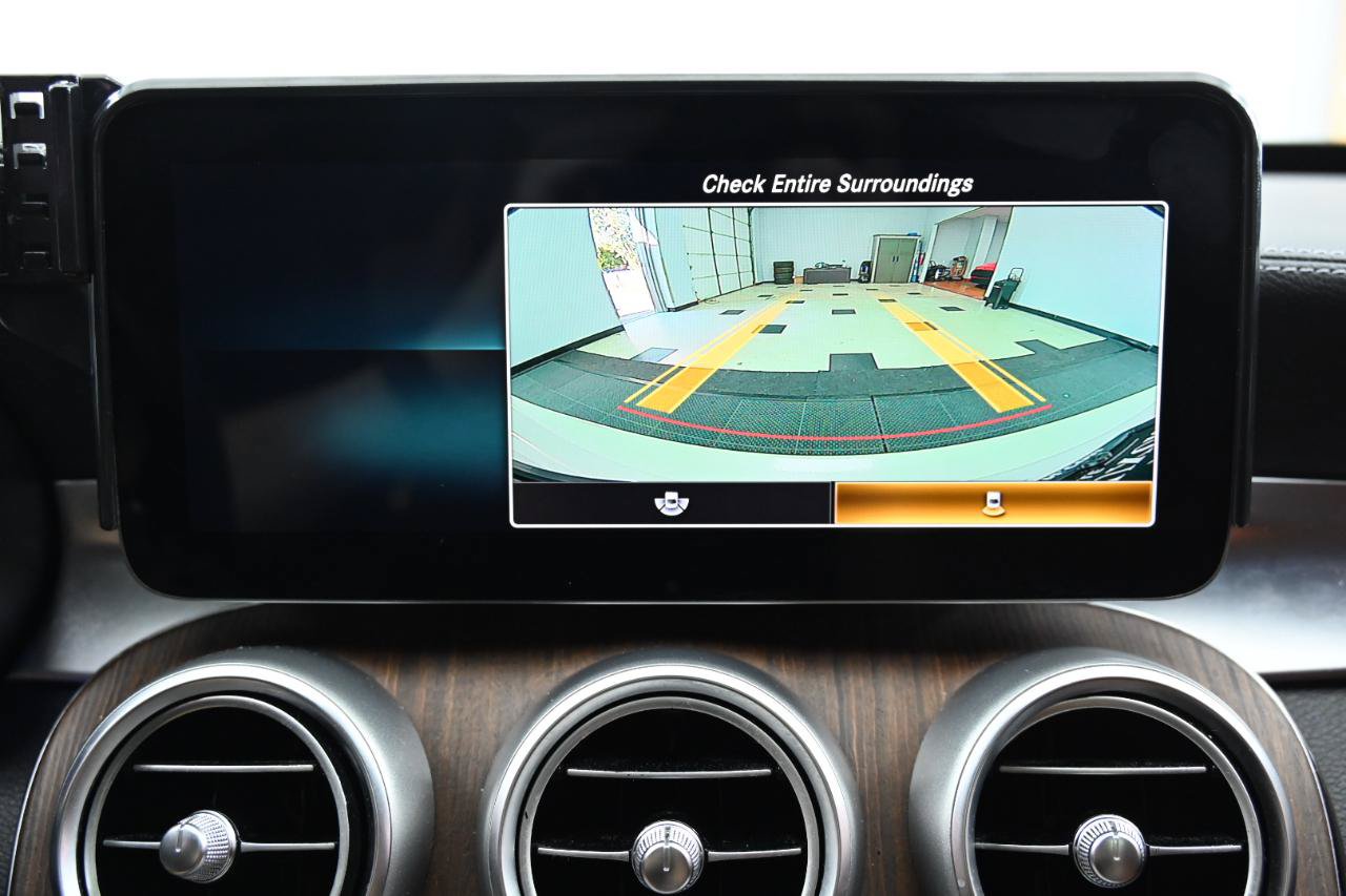 Used 2021 Mercedes-Benz C 43 AMG 4MATIC Sedan image 31