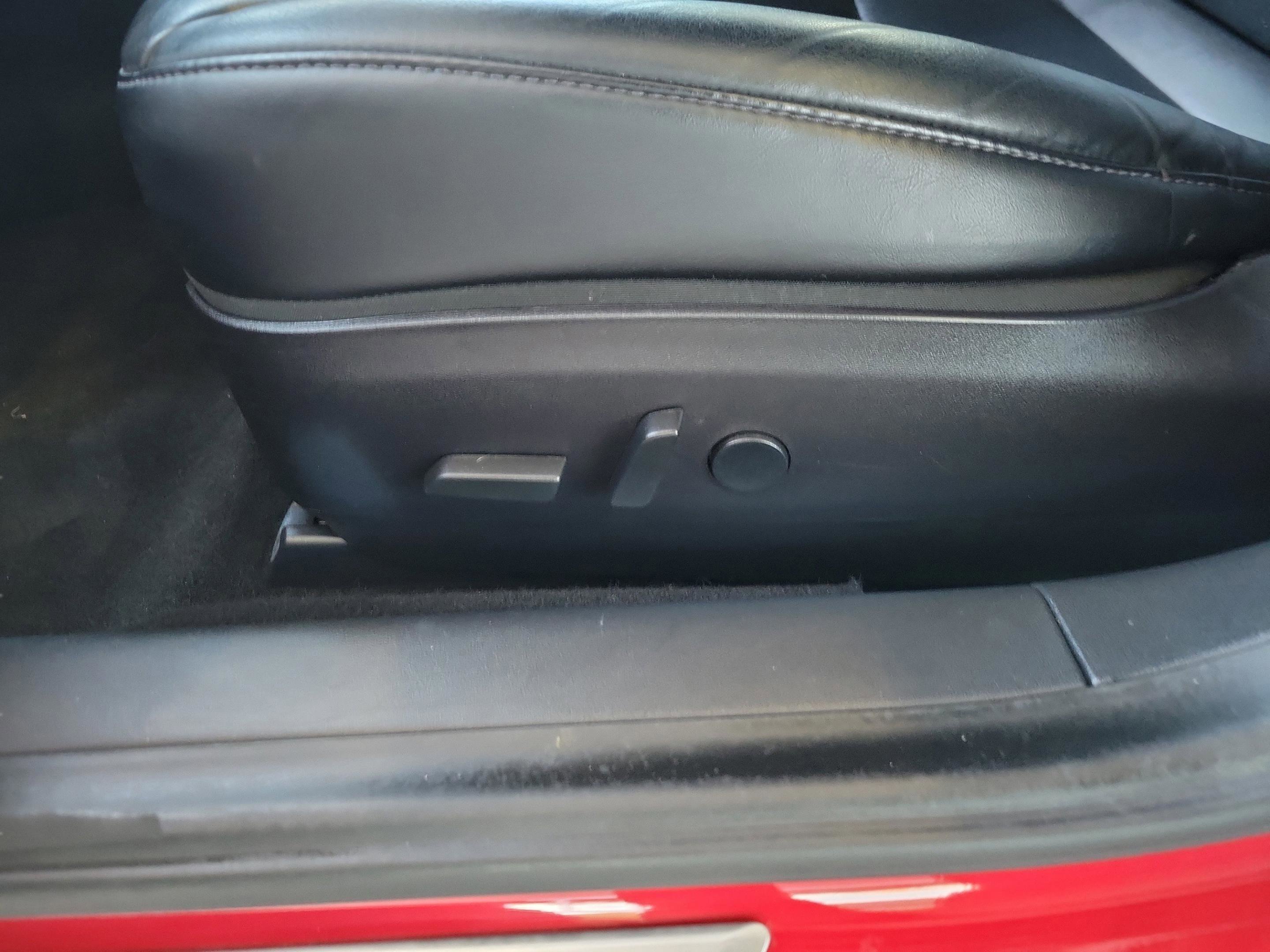 Used 2020 Tesla Model 3 Standard Range Plus image 9