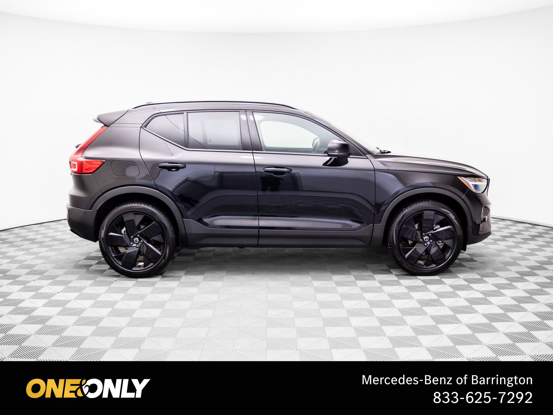 Used 2026 Volvo XC40 B5 Ultra w/ Climate Package AWD/4WD image 6