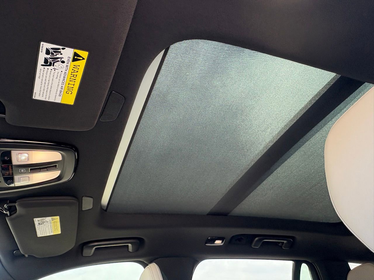 New 2026 Volvo XC90 B6 Plus w/ Protection Package Premier image 21