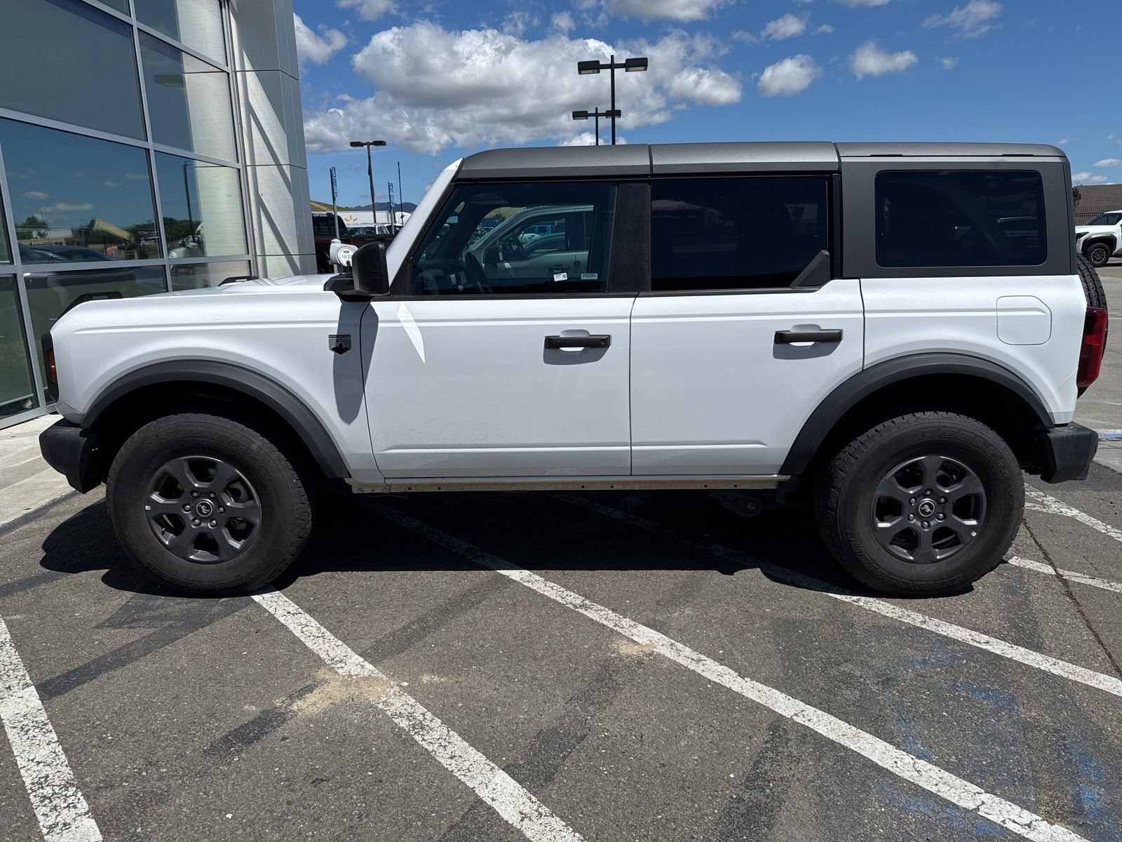 Used 2025 Ford Bronco Big Bend AWD/4WD image 2