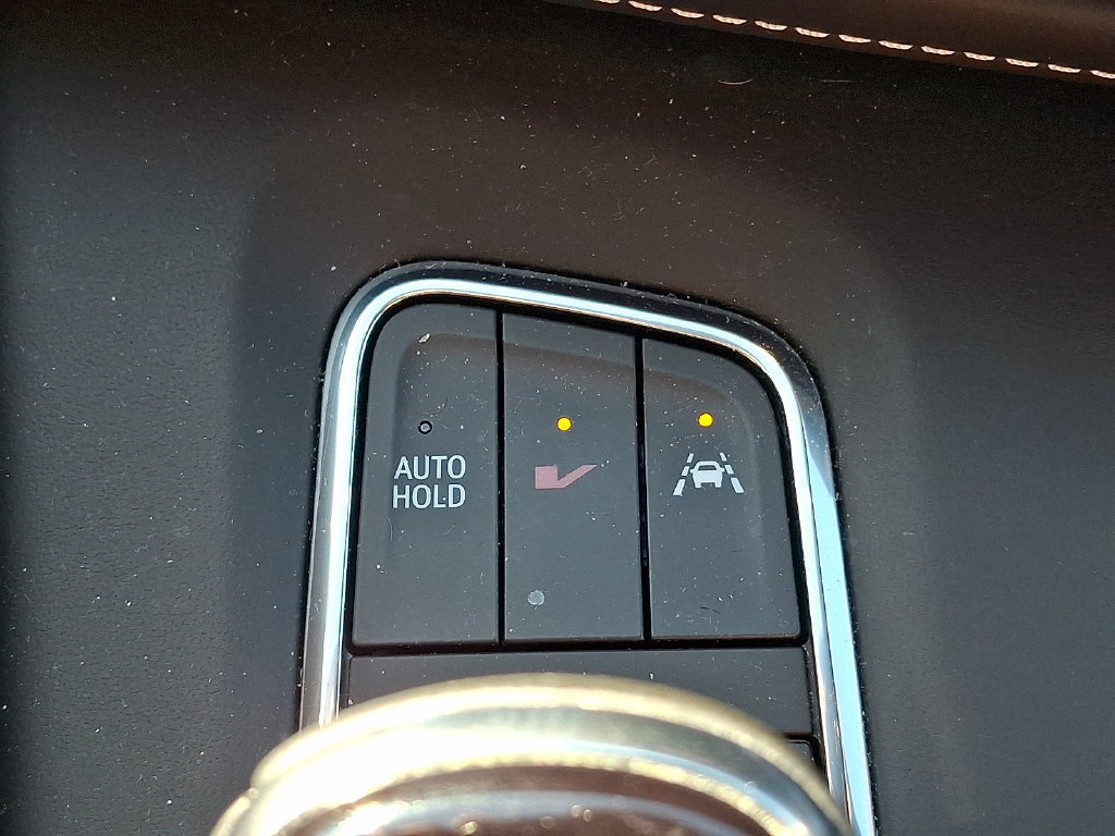 Certified 2024 Cadillac Escalade ESV V AWD/4WD image 29
