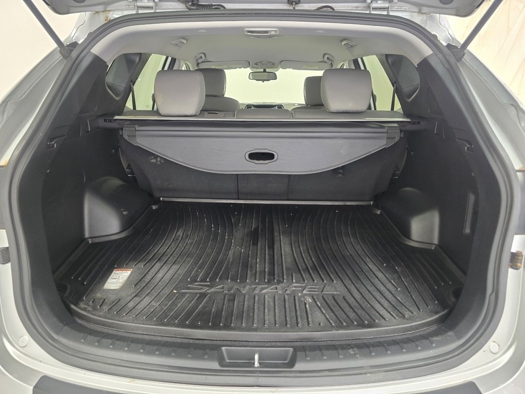 Used 2018 Hyundai Santa Fe Sport w/ 2.4L Value Package 02 AWD/4WD image 16