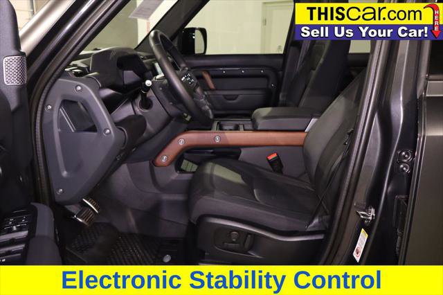 Used 2024 Land Rover Defender 110 X image 28