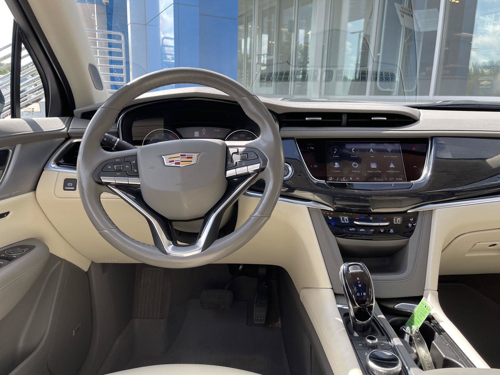 Used 2024 Cadillac XT6 Premium Luxury w/ LPO, Floor Liner Package AWD/4WD image 19