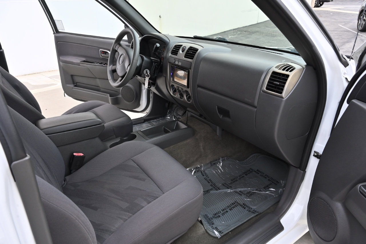 Used 2004 Chevrolet Colorado LS image 12