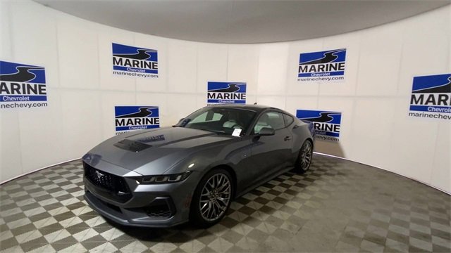 Used 2024 Ford Mustang GT Premium image 6