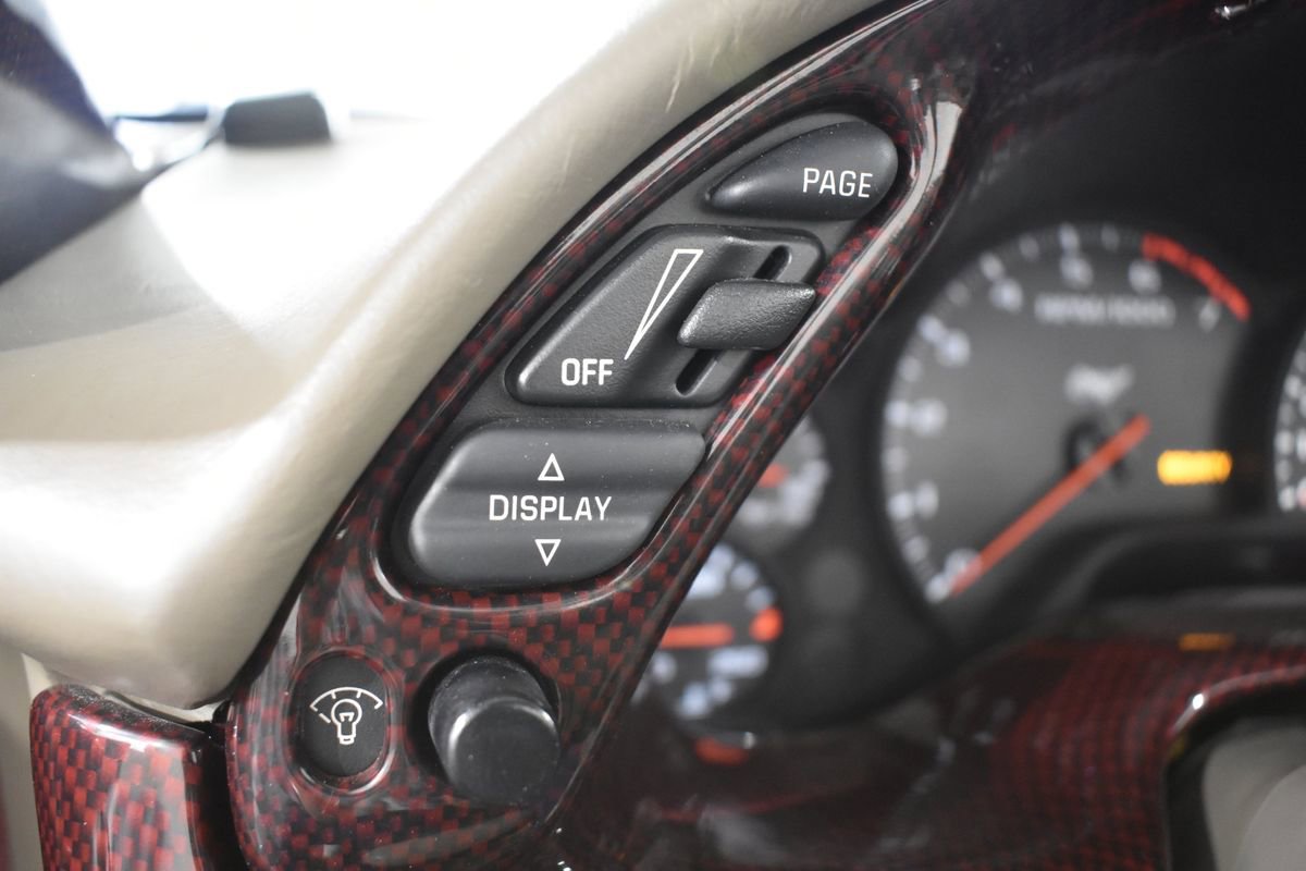 Used 2003 Chevrolet Corvette Convertible w/ Preferred Equipment Group1 image 17