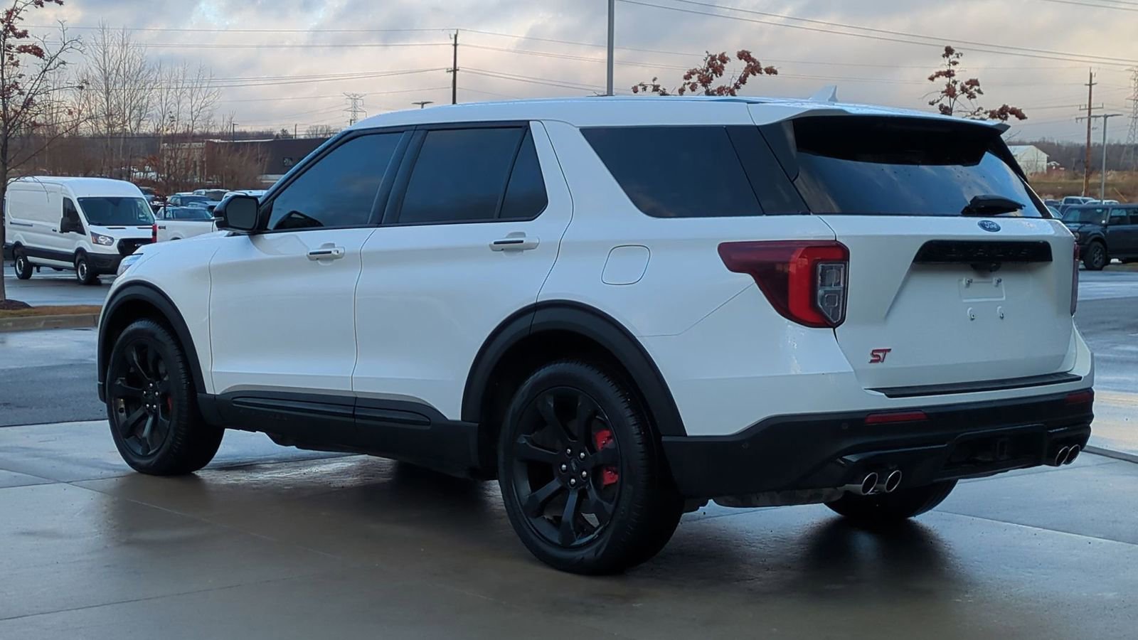 Used 2022 Ford Explorer ST w/ Equipment Group 401A image 5